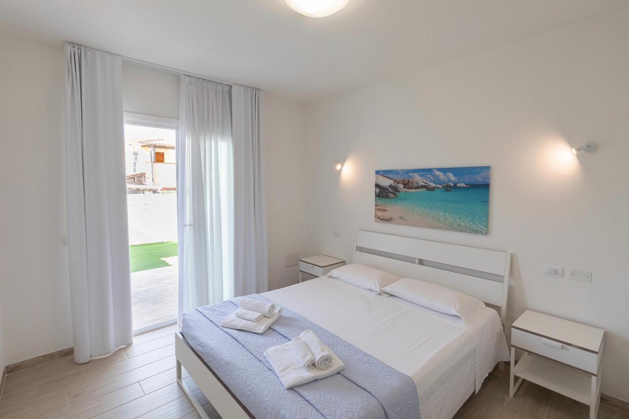 Case Vacanze "Bianco Mare" Porto Pino Extérieur photo